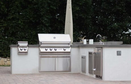 BBQ Barbeque Putting Green South Bay backyard1